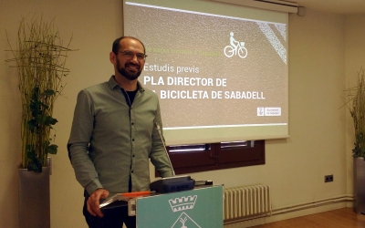 Maties Serracant, presentant els estudis previs al Pla Director de la Bicicleta