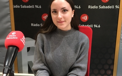 Paula Gallego durant l'entrevista a Ràdio Sabadell