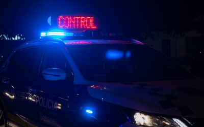 Imatge del vehicle policial durant el control d'aquesta nit | Roger Benet