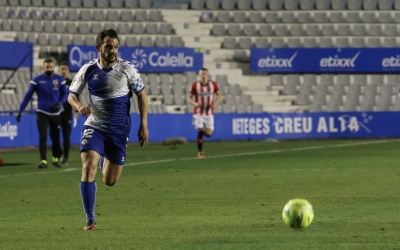 Óscar Rubio, en una cursa en el darrer partit contra el Logroñés | CES