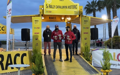 Giralt, recollint el trofeu | Rally Catalunya Històric
