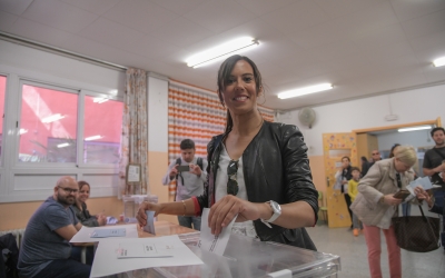 L'alcaldessa Marta Farrés votant a les eleccions de 2019 | Roger Benet