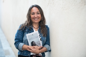 La sabadellenca Txell Vañó publica el seu primer llibre, "Cartes a la mare" 