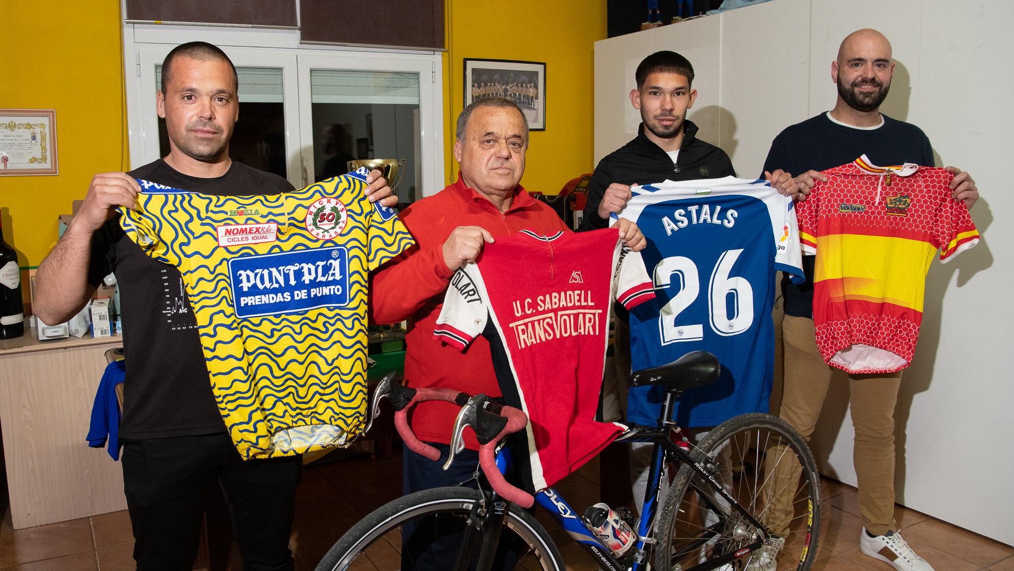 David Astals, un futbolista en el si d'una família de ciclistes