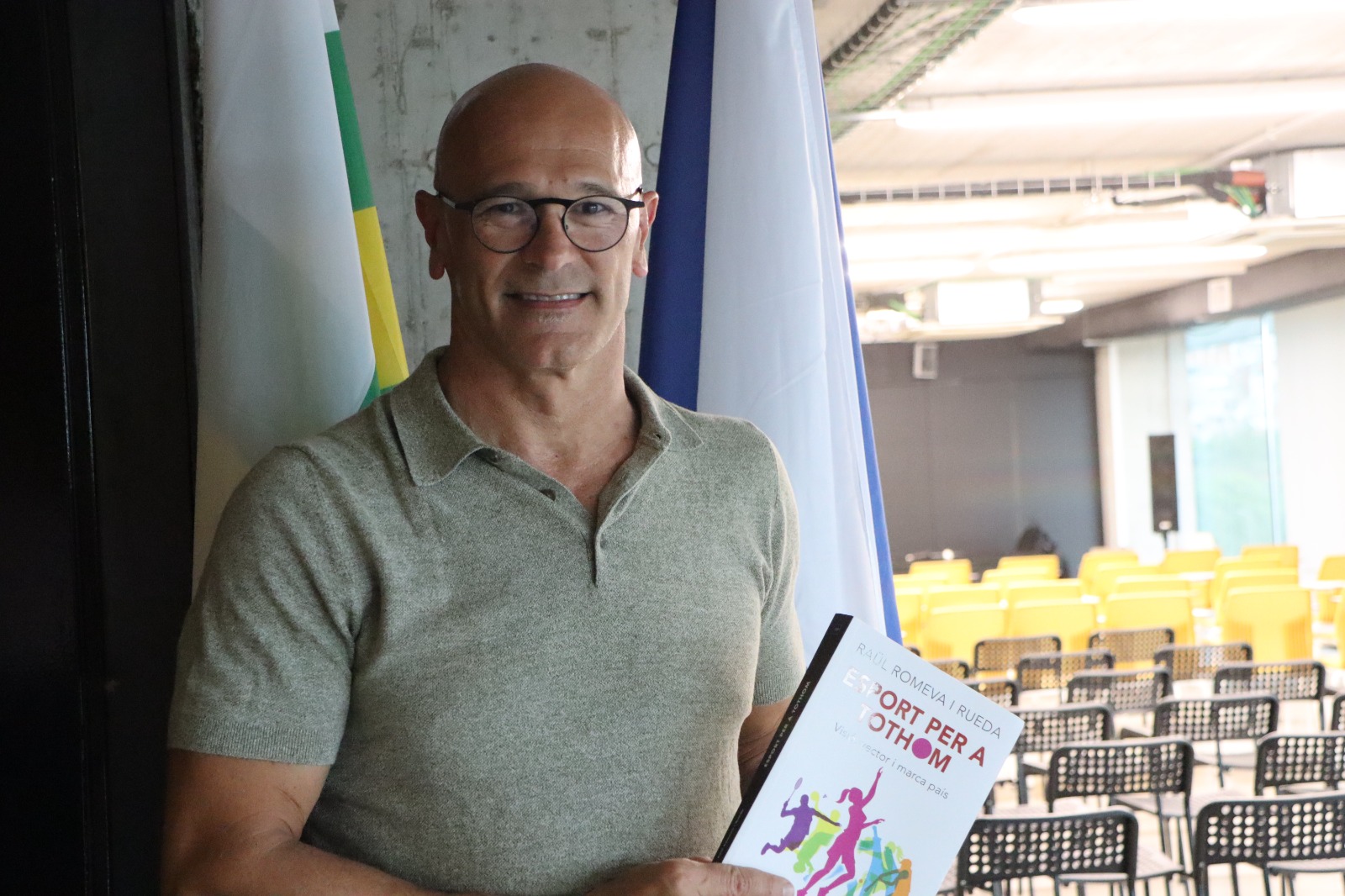 Raül Romeva es reivindica com a escriptor