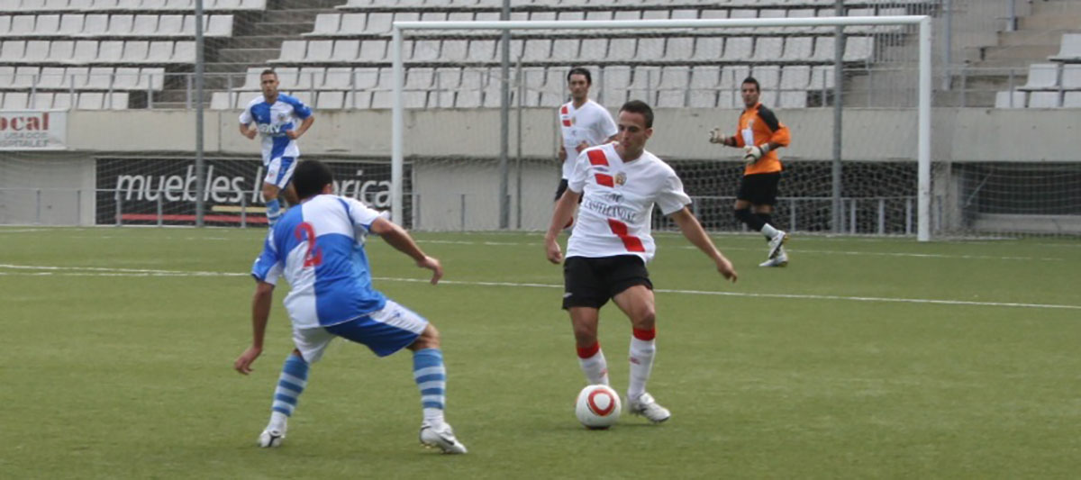 A la jornada 10 de la temporada 2010/11 el Sabadell va empatar a L'Hospitalet | Adrián Arroyo