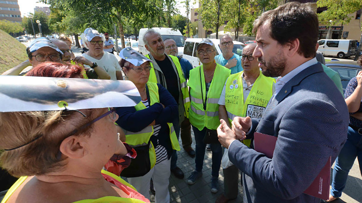 Els iaioflautas de Sabadell han rebut el conseller | Roger Benet