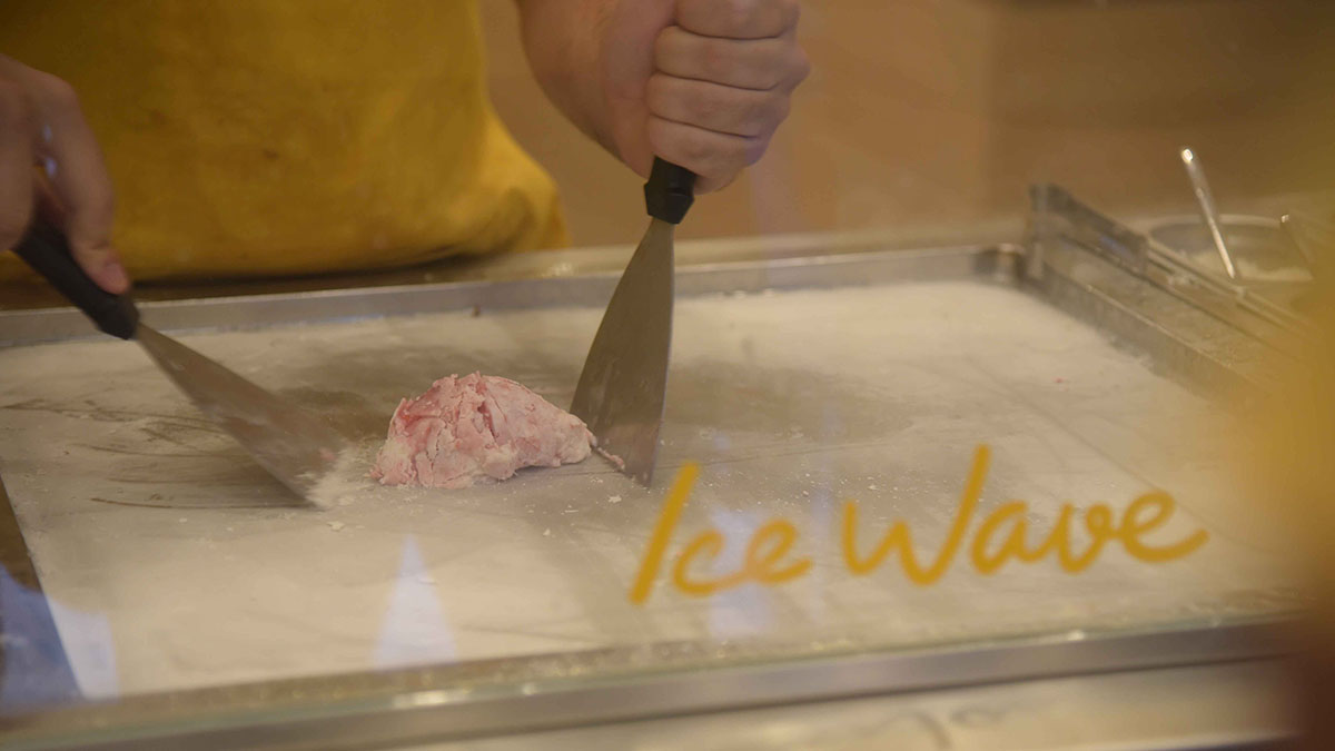 Moment de l'elaboració dels gelats Ice Wave | Roger Benet