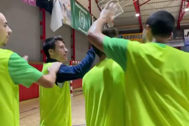 Celebració escolàpia amb el triomf a Ripollet | Futsal Pia