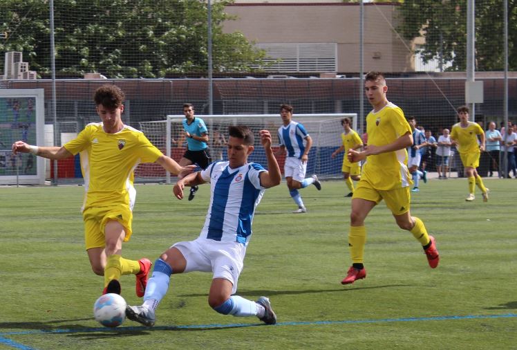 El Juvenil 'B' de l'Espanyol es va imposar per la mínima (0-1) en el duel de la primera volta | CE Mercantil
