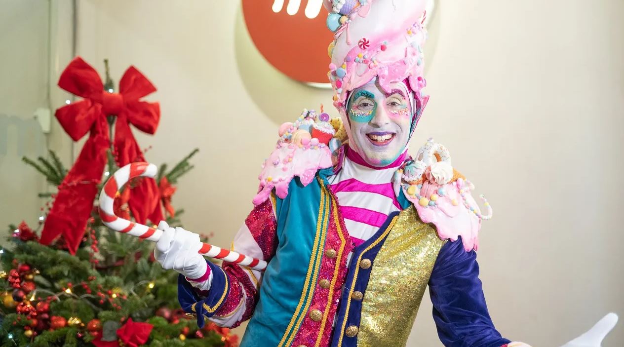 El Llaminer obre la primera finestra del Calendari d'Advent de Sabadell 2025