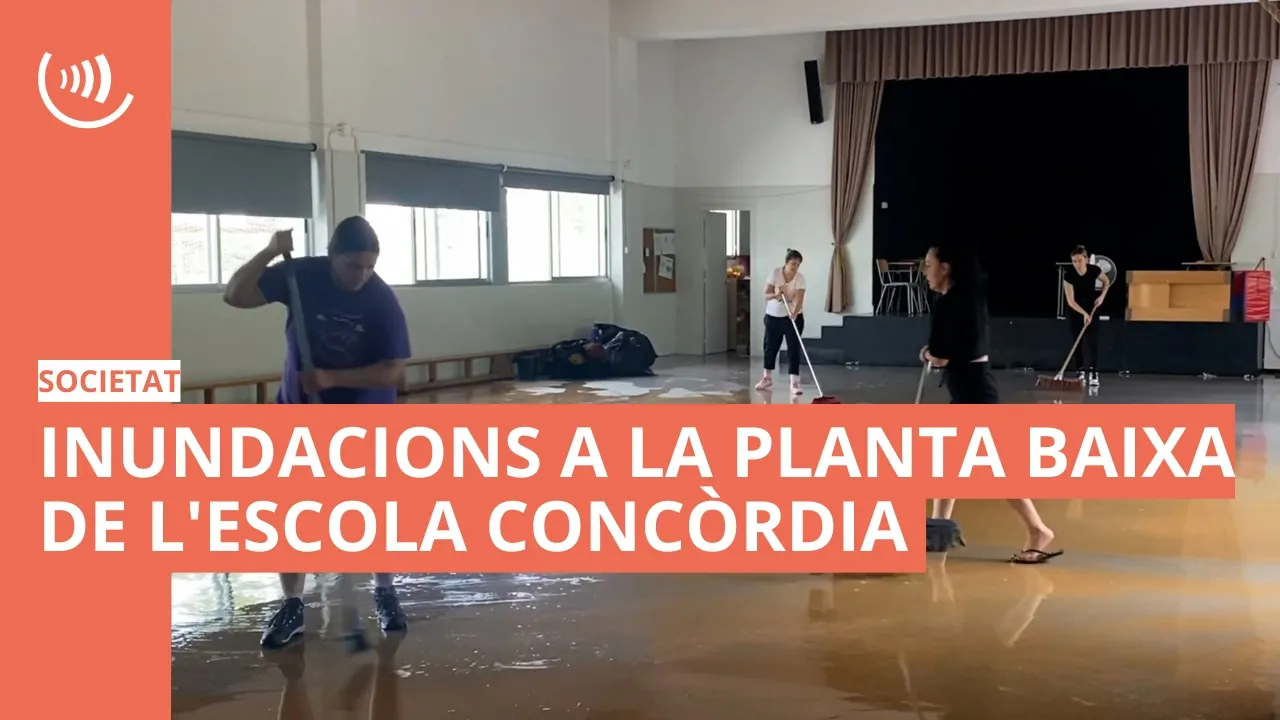 Inundacions a la planta baixa de l'Escola Concòrdia de Sabadell a causa del temporal
