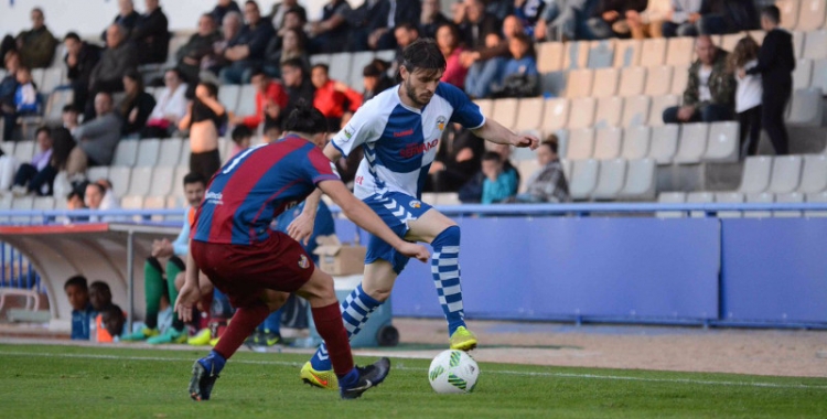Migue García diumenge passat davant l'Atlético Levante | Roger Benet - CES