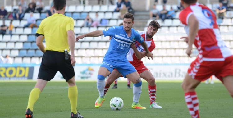 Adri Díaz en una acció del partit d'aquesta tarda a Lleida | Roger Benet (CES)