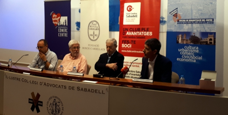 El d'avui ha estat el primer acte conjunt de les quatre entitats sabadellenques/ Karen Madrid