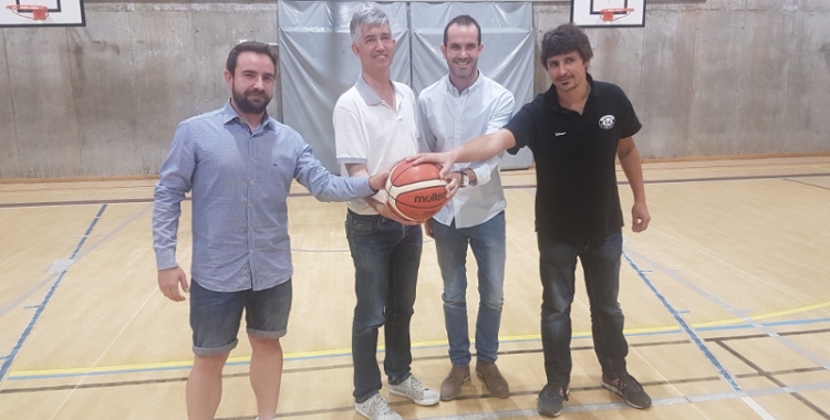 Jordi Zamora (femení) Jordi Vallhonrat (president) Andreu Bou (gerent esportiu) i Oriol Domínguez (masculí) aquest matí a Sant Nicolau