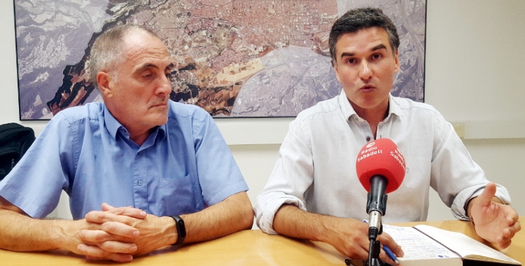 D'esquerra a dreta: Lluís Monge i Carles Bosch a la roda de premsa d'aquesta tarda