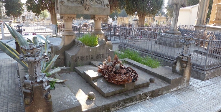 Una de les tombes al cementiri de la Salut | Ajuntament de Sabadell 