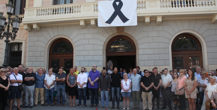 L'endemà dels atacs terroristes, ara fa just una setmana, l'Ajuntament va condemnar enèrgicament els atemptats i va mostrar el seu suport a les víctimes i els seus familiars. 