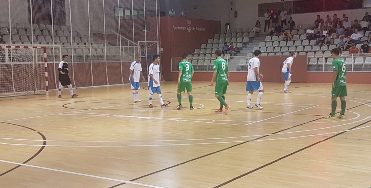 Instant del partit en el CNS i l'Osasuna Magna