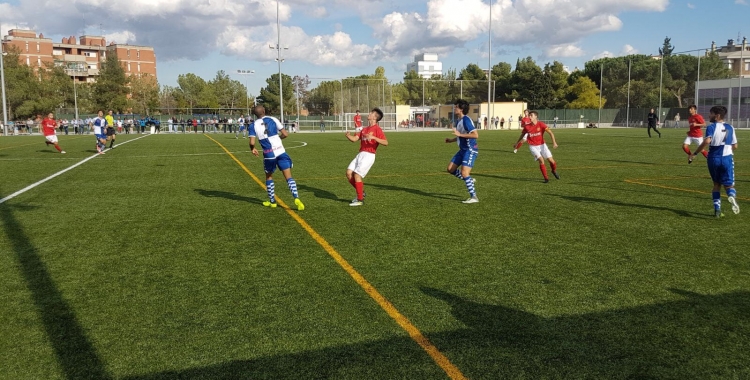 Imatge del partit entre el juvenil del Sabadell i la Damm 'B'