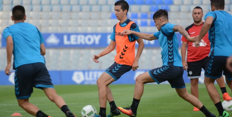 Capó, en un entrenament, al centre de la imatga | CE Sabadell