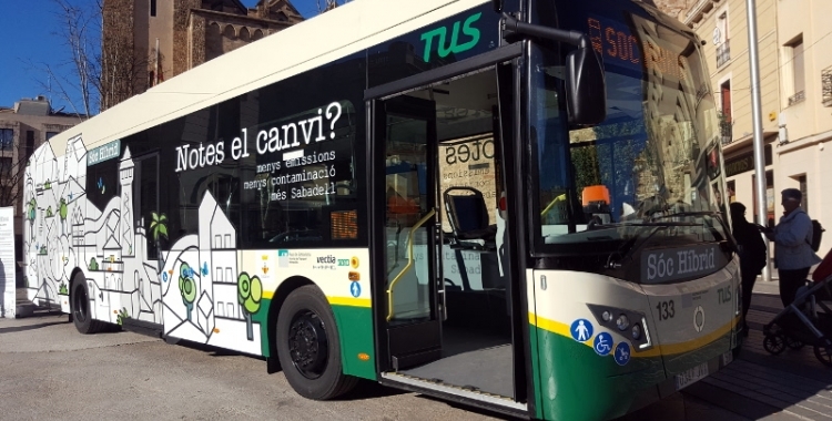 El bus híbrid de la TUS 