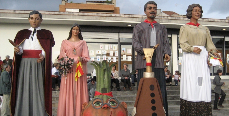 Gegants del barri de Gràcia de Sabadell. Foto: webs.gegants.cat