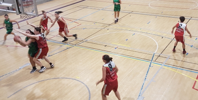 El Sant Nicolau femení visita la Penya buscant la quarta victòria