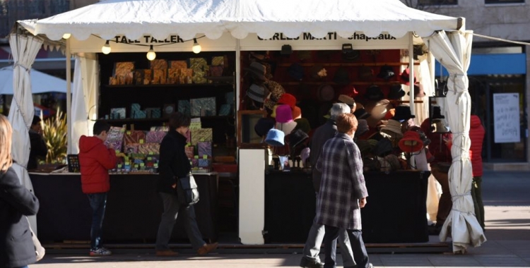 La Fira d'Artesans al Passeig de la Plaça Major | Roger Benet