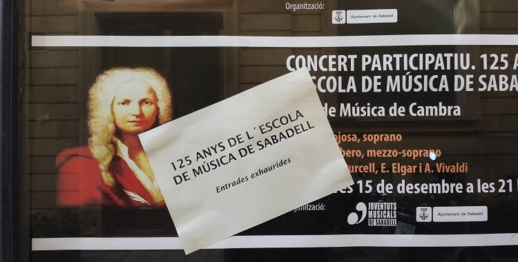 Cartell d'entrades exhaurides al Teatre Principal | Pau Duran