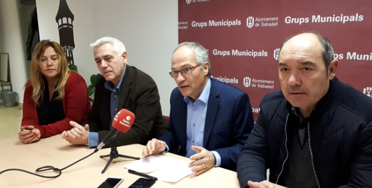 El grup municipal de CIU, en roda de premsa/ Karen Madrid