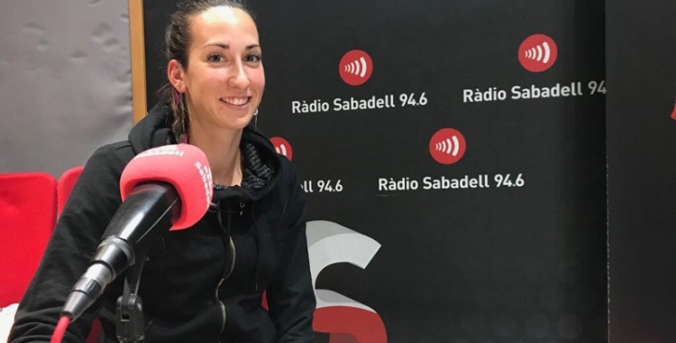 Georgina Garcia als estudis de Ràdio Sabadell | Adrián Arroyo