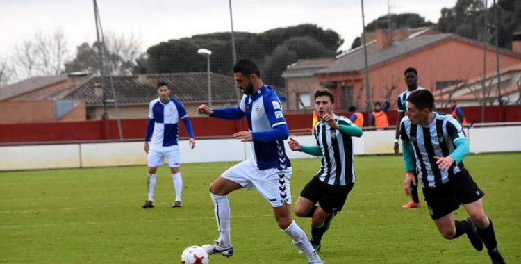 Arturo en una imatge del partit contra el Peralada | Críspulo D.