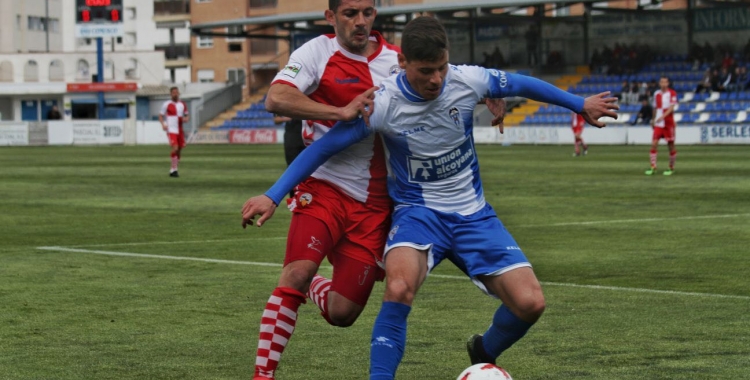 Óscar Rubio en una de les accions del partit d'avui contra l'Alcoyano | Sandra Dihör