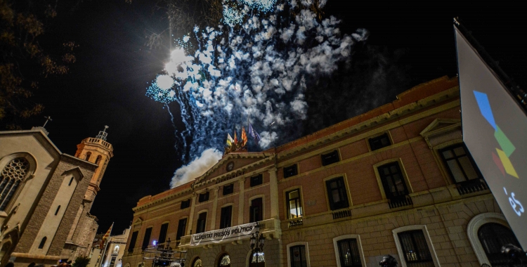 Espectacular final de la presentació de la nova marca de la ciutat | Roger Benet