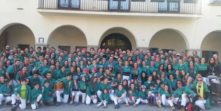 La colla dels Castellers de Sabadell a Barberà del Vallès | Saballuts