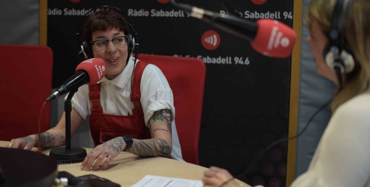 Nora Norman als estudis de Ràdio Sabadell | Roger Benet