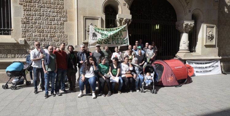 Concentració de la PAHC aquest matí al carrer de Gràcia | Roger Benet 