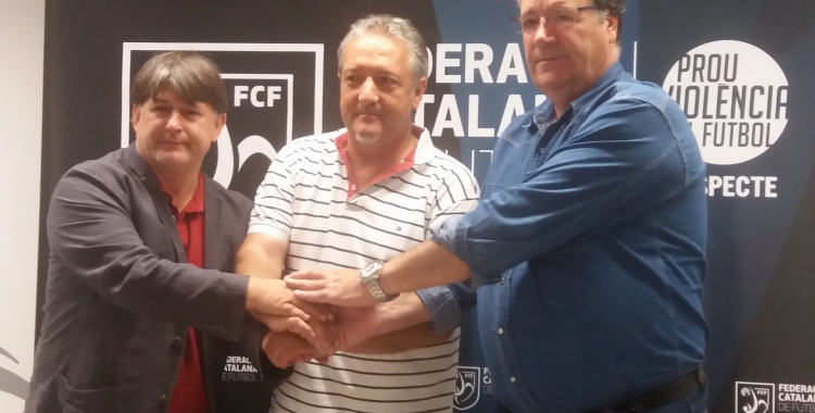 Jordi Grané, president del Mercantil, a l'esquerra de la imatge, en un acte de la Federació Catalana de Futbol | FCF