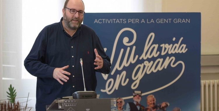 Miquel Soler presentant "La Festa Gran" | Roger Benet 