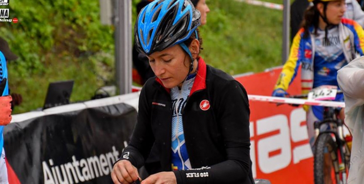 Mercè Pacios torna a canviar la bici de carretera per la de BTT