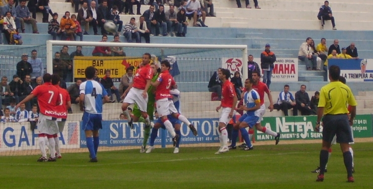 Imatge d'un Sabadell-Osasuna Promesas. La Nova Creu Alta ja ha rebut en múltiples ocasions a rivals de Navarra i La Rioja a Segona B | Arxiu RS