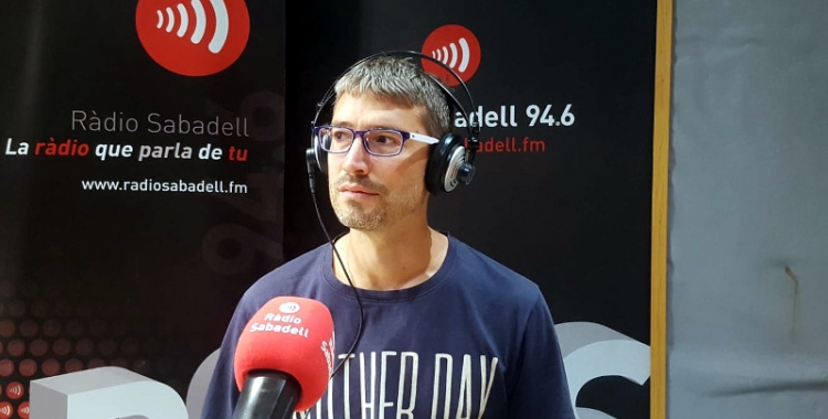 Màrius Navazo als estudis de Ràdio Sabadell 94.6