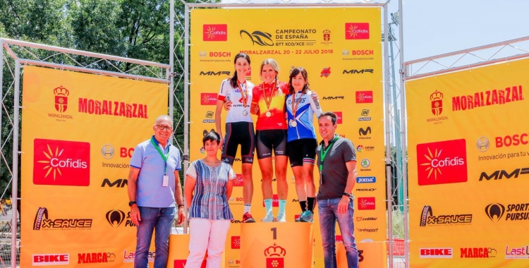 Mercè Pacios al tercer lloc del podi del Campionat d'Espanya de BTT