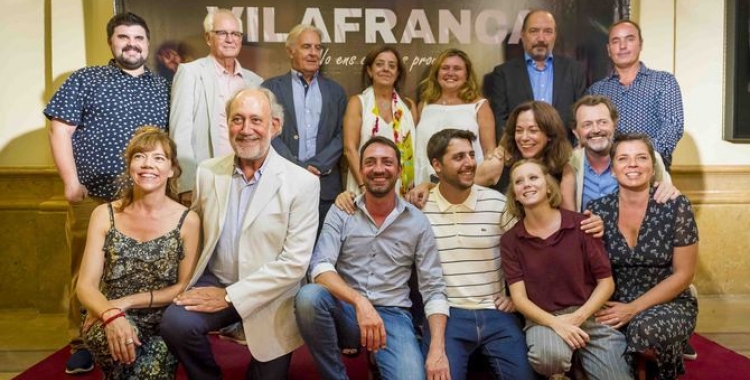 L'equip de "Vilafranca" durant la preestrena de la coproducció | CCMA