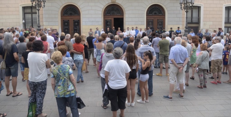 Concentració a l'Ajuntament | Roger Benet