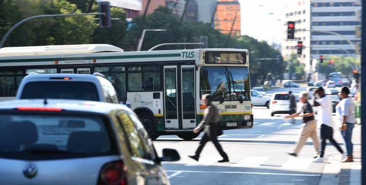 Autobús a l'Eix Macià | Roger Benet