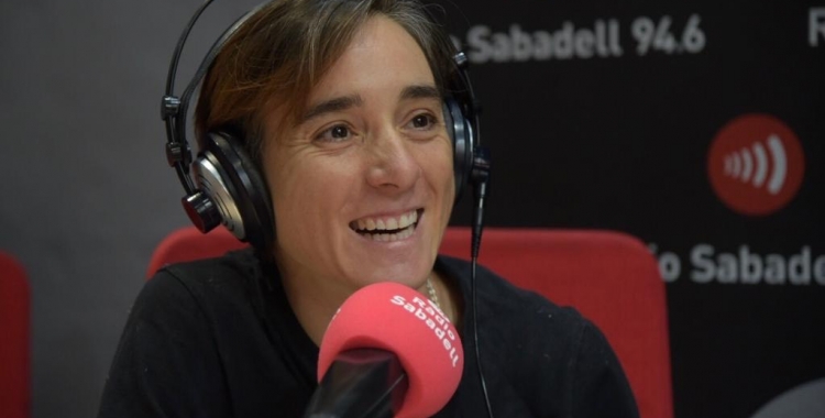 Sandra Santanyes als estudis de Ràdio Sabadell | Roger Benet