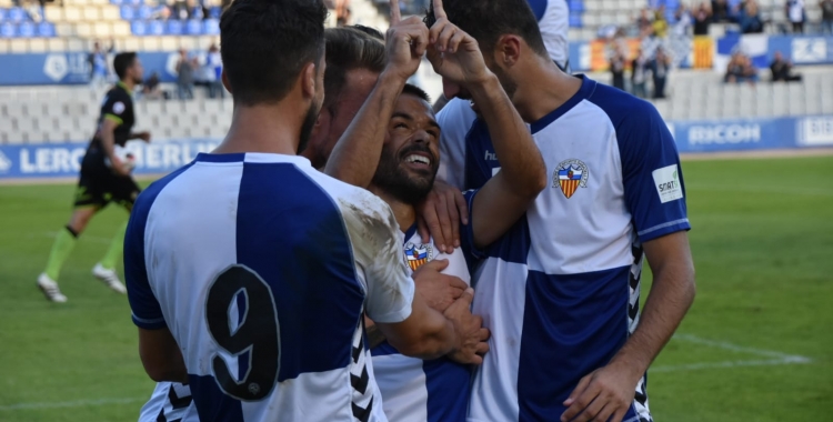 Felipe Sanchón, celebrant el primer gol del partit | Críspulo Díaz
